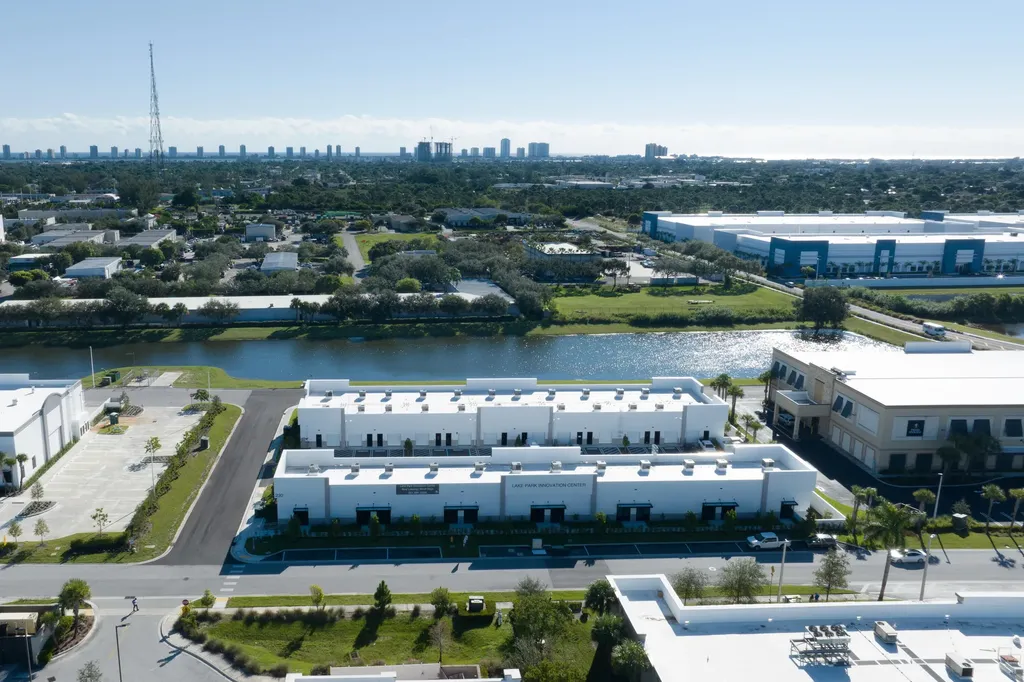 230 N Congress Avenue Lake Park FL 33403
