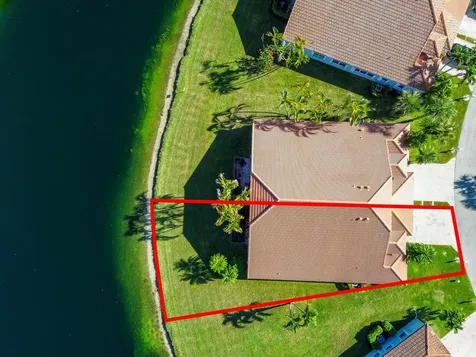 8053 Clear Shores Circle Delray Beach FL 33446