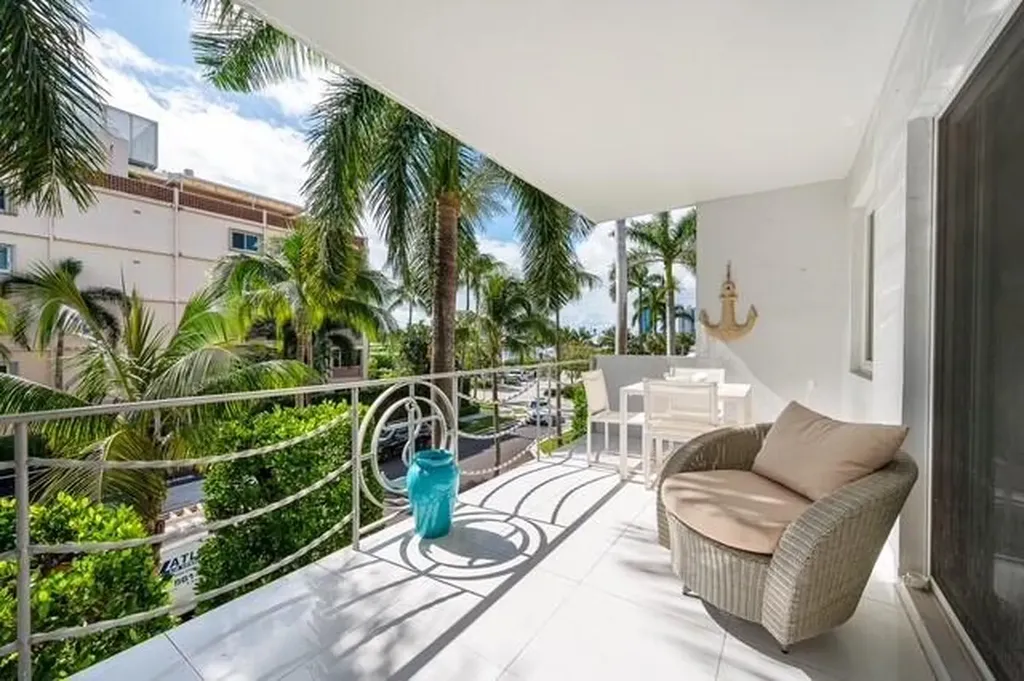 455 Australian Avenue Palm Beach FL 33480