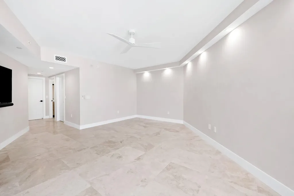 3101 S Ocean Drive Hollywood FL 33019