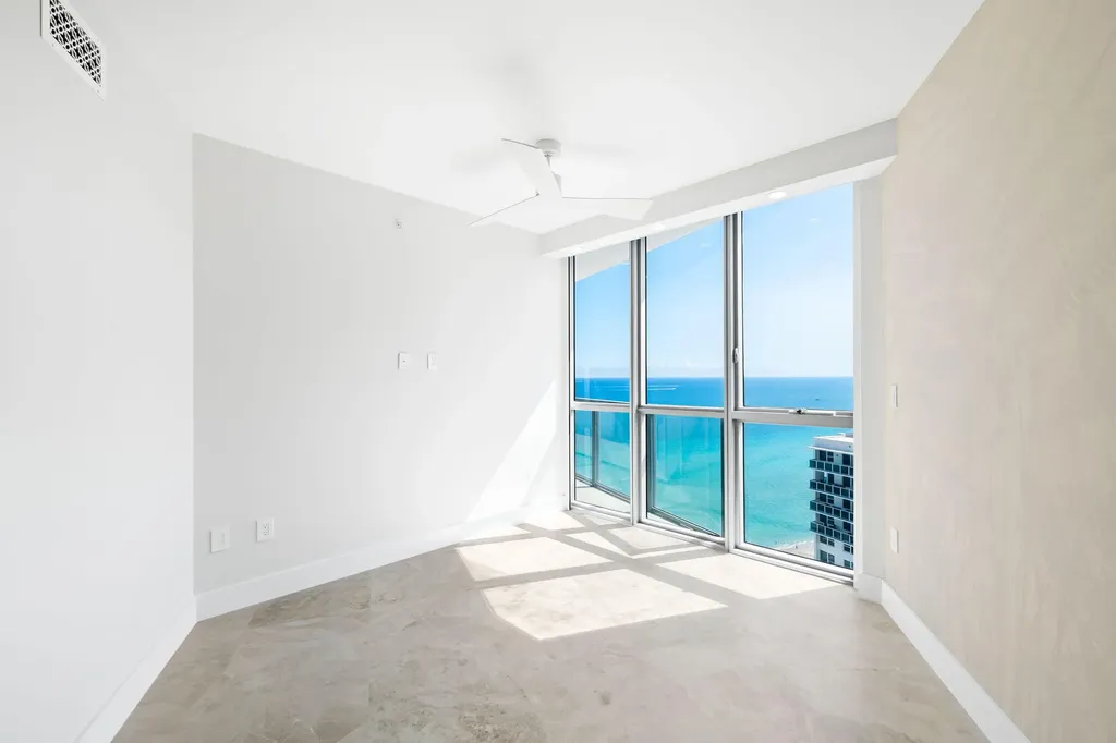 3101 S Ocean Drive Hollywood FL 33019