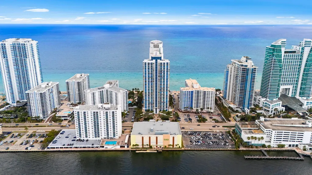 3101 S Ocean Drive Hollywood FL 33019
