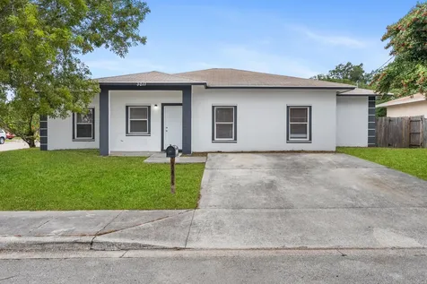 3011 Avenue M Riviera Beach FL 33404