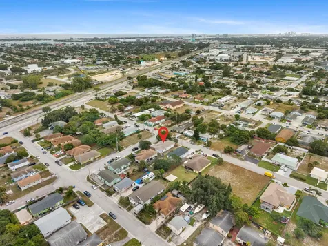3011 Avenue M Riviera Beach FL 33404
