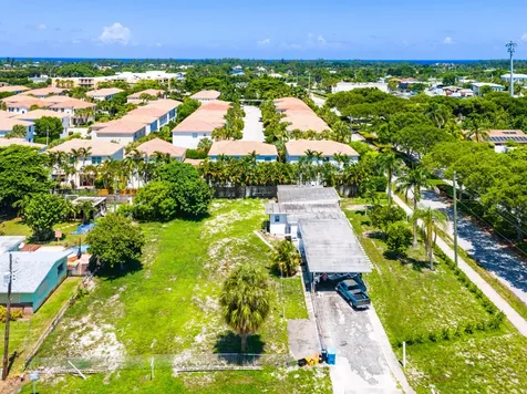 335 Gulfstream Boulevard Boynton Beach FL 33435