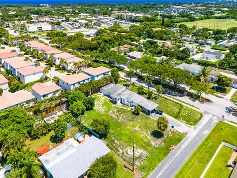 335 Gulfstream Boulevard Boynton Beach FL 33435