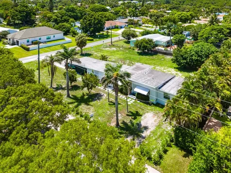 335 Gulfstream Boulevard Boynton Beach FL 33435