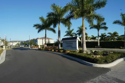 870 SE Grovebush Lane Port St Lucie FL 34984