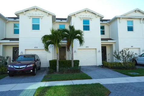 870 SE Grovebush Lane Port St Lucie FL 34984