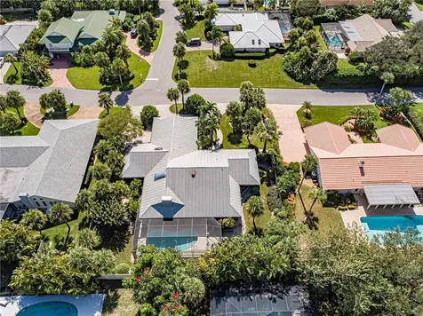 1330 Shorewinds Lane Vero Beach FL 32963
