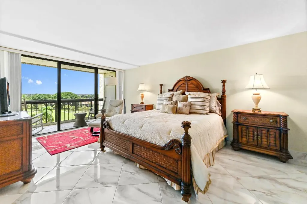 1900 Consulate Place West Palm Beach FL 33401