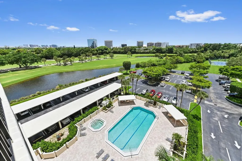 1900 Consulate Place West Palm Beach FL 33401