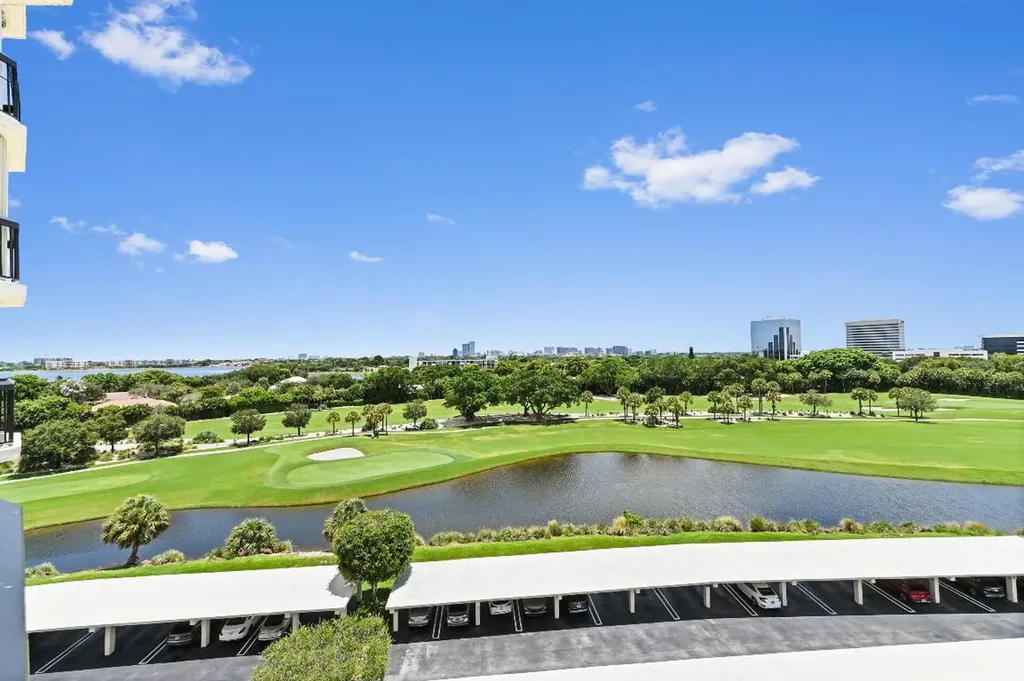 1900 Consulate Place West Palm Beach FL 33401