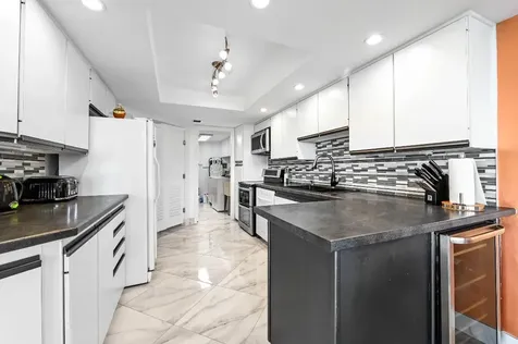 1900 Consulate Place West Palm Beach FL 33401
