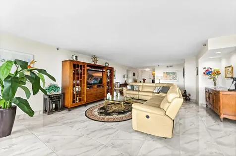 1900 Consulate Place West Palm Beach FL 33401