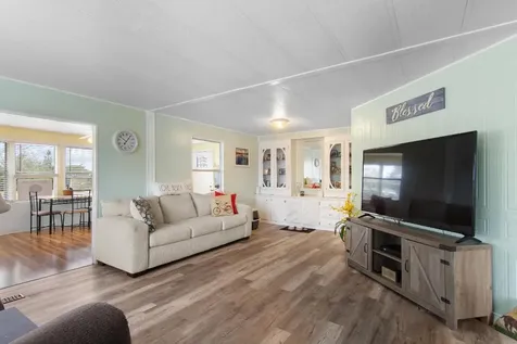 452 NE Pinelake Village Boulevard Jensen Beach FL 34957