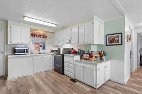 452 NE Pinelake Village Boulevard Jensen Beach FL 34957