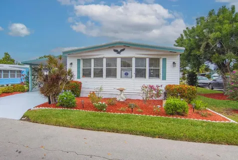 452 NE Pinelake Village Boulevard Jensen Beach FL 34957