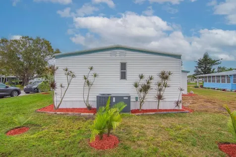 452 NE Pinelake Village Boulevard Jensen Beach FL 34957