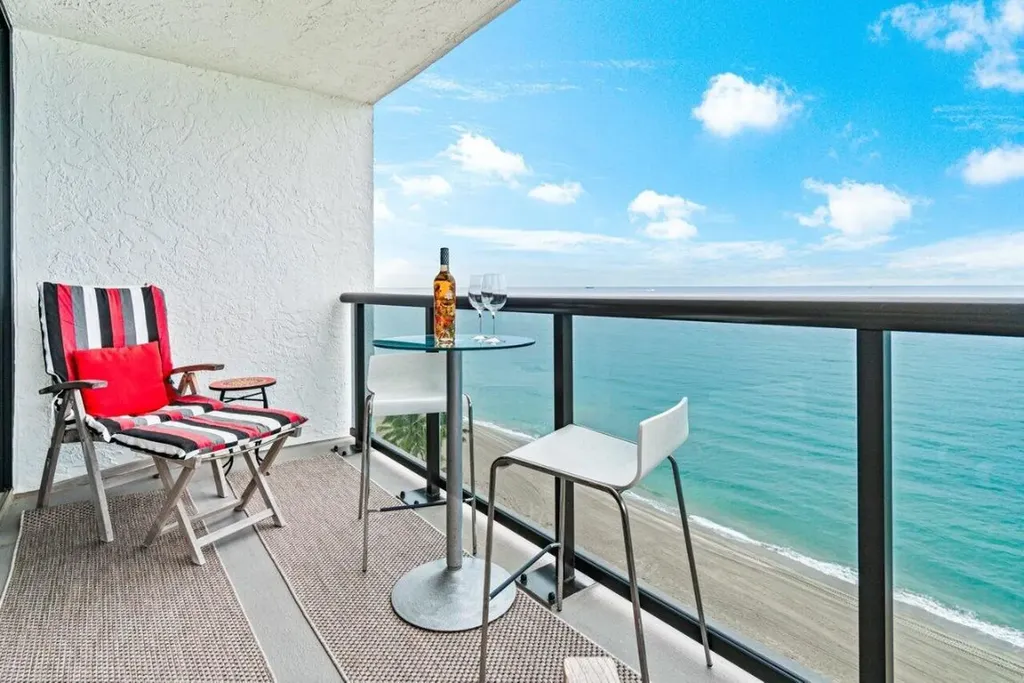 3115 S Ocean Boulevard Highland Beach FL 33487