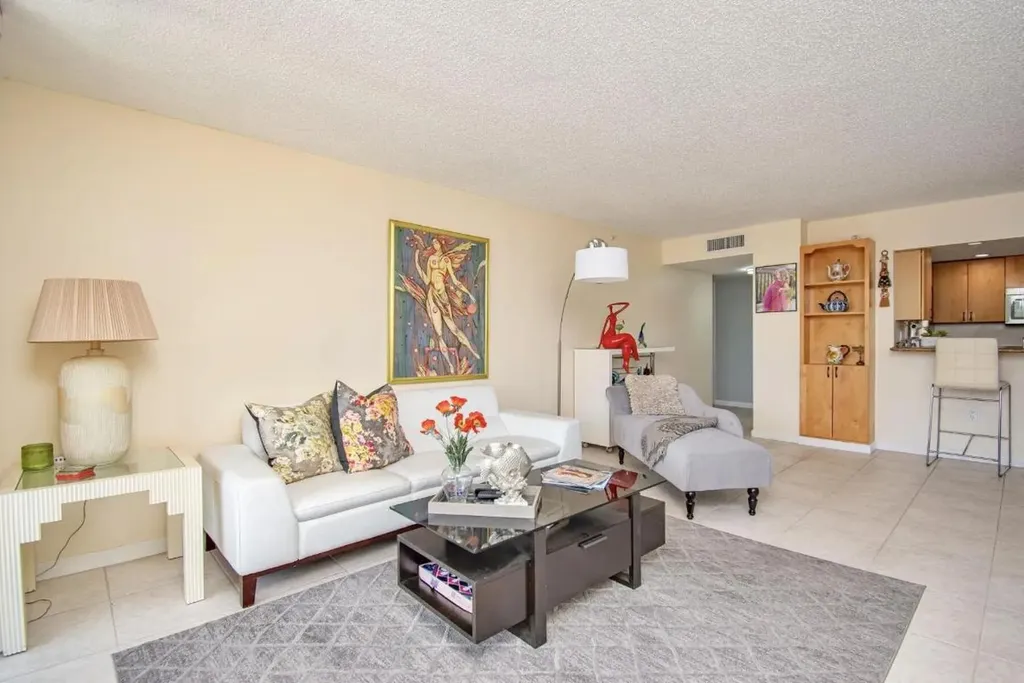 3912 S Ocean Boulevard Highland Beach FL 33487