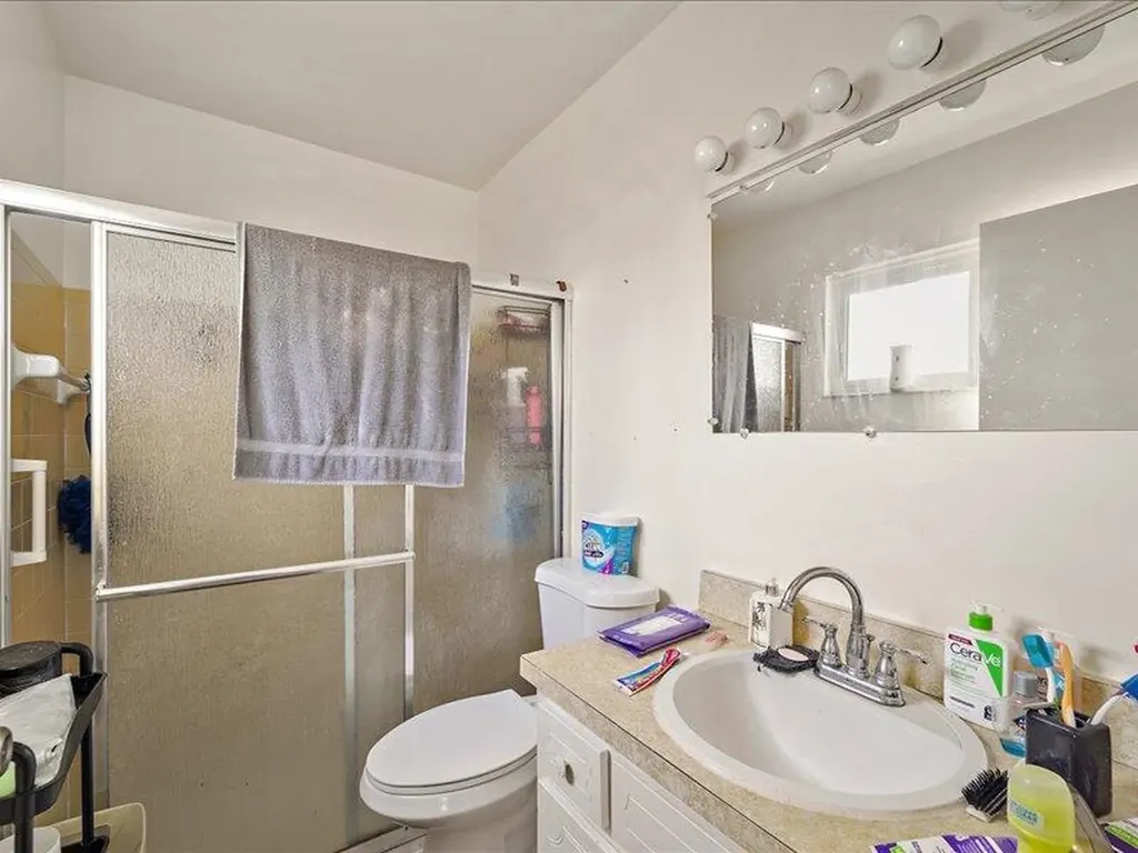 2464 Shenandoah Street North Port FL 34287