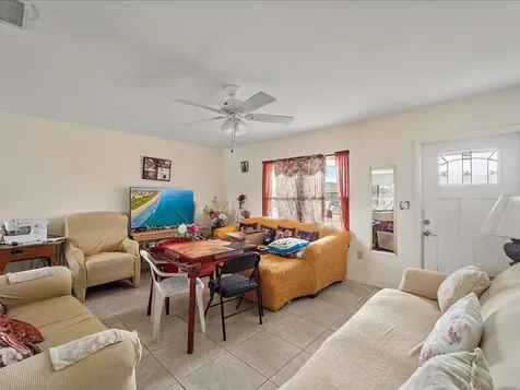2464 Shenandoah Street North Port FL 34287