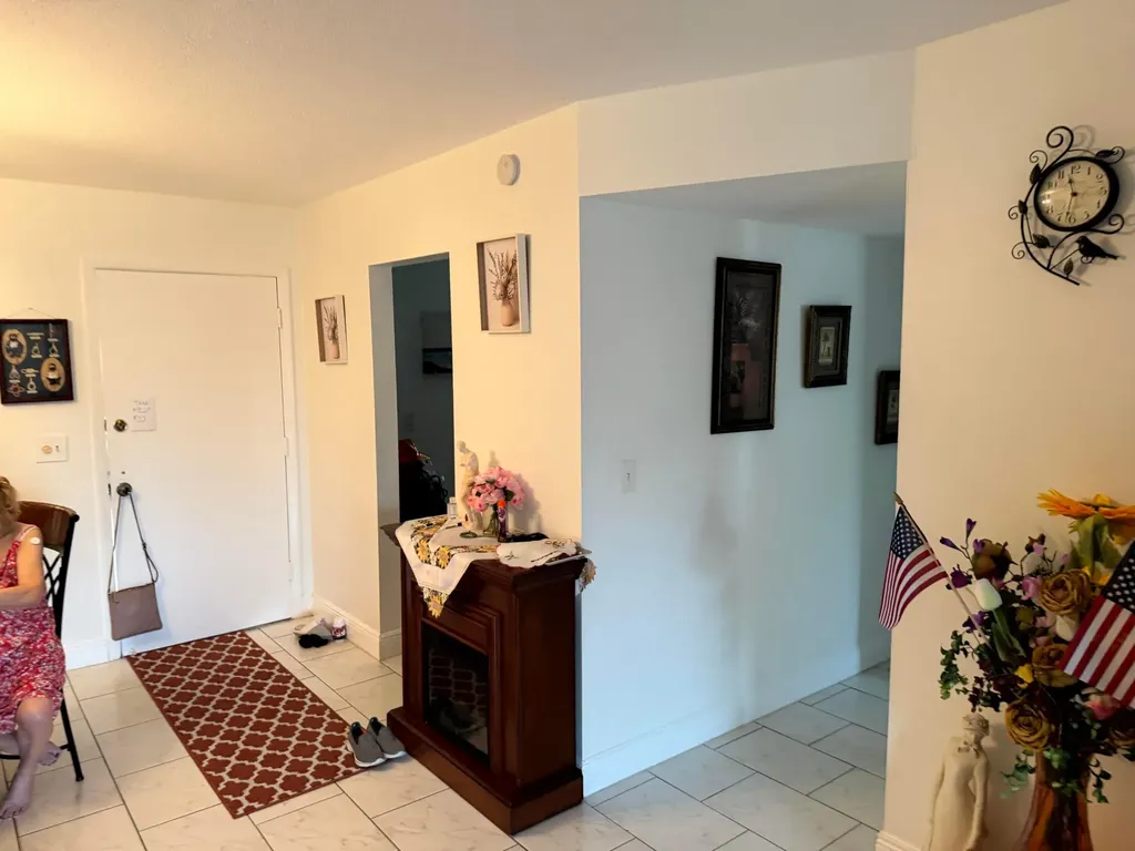 502 Davis Road Palm Springs FL 33461
