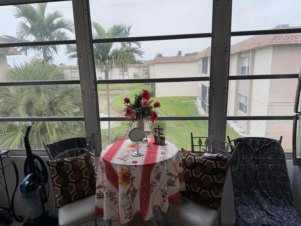 502 Davis Road Palm Springs FL 33461