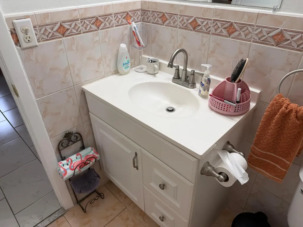 502 Davis Road Palm Springs FL 33461
