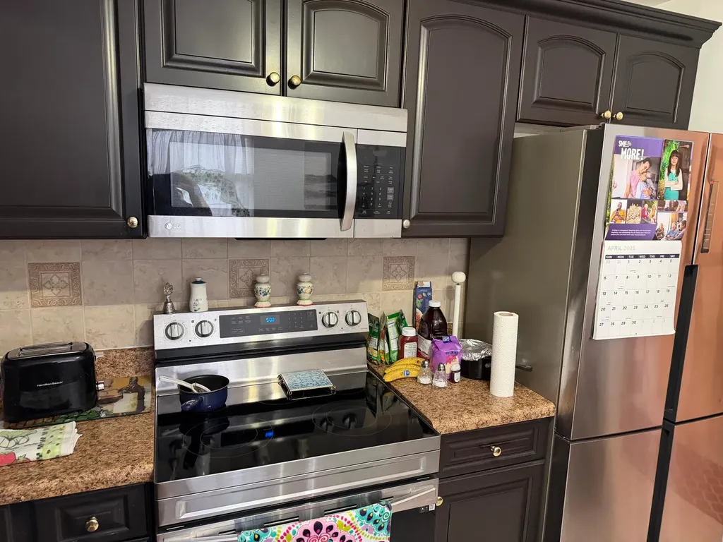 502 Davis Road Palm Springs FL 33461