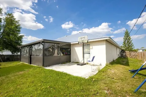 1762 SE Aires Lane Port St Lucie FL 34984