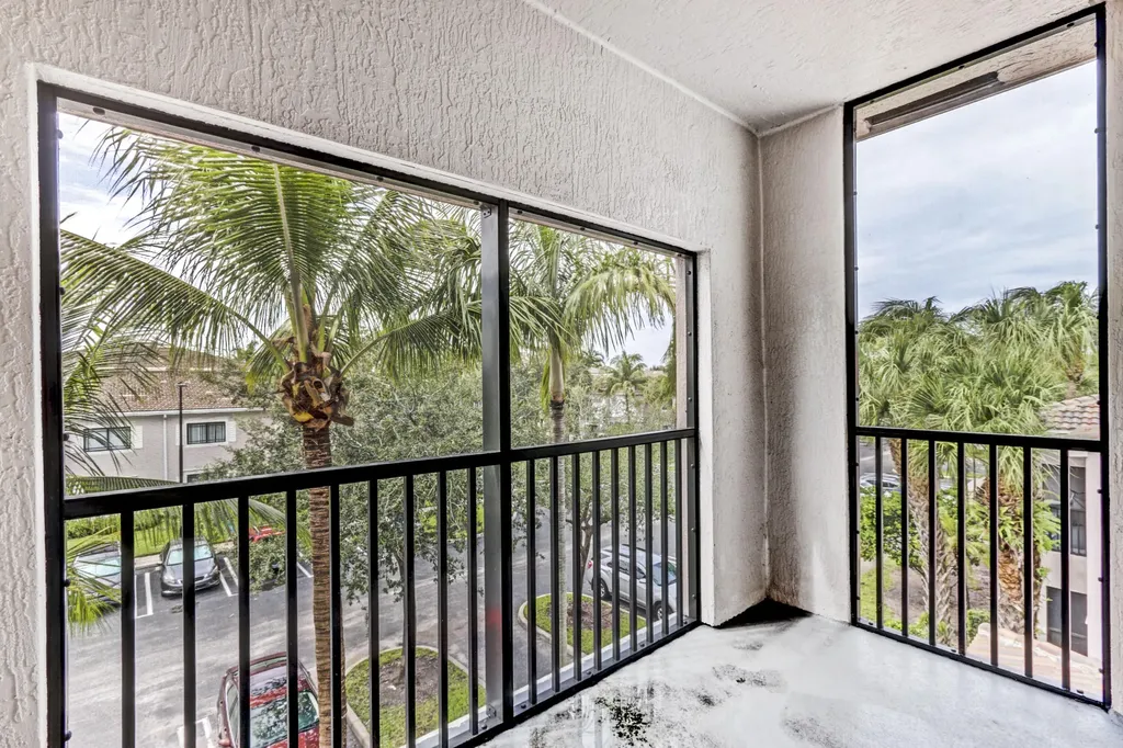 2806 Veronia Drive Palm Beach Gardens FL 33410