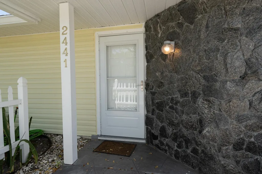 2441 SE Avalon Road Port St Lucie FL 34952