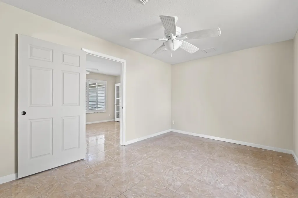 2441 SE Avalon Road Port St Lucie FL 34952