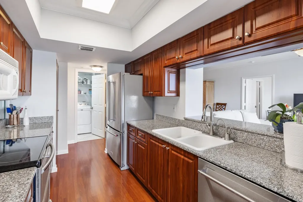 2880 NE 14th St. Causeway Pompano Beach FL 33062