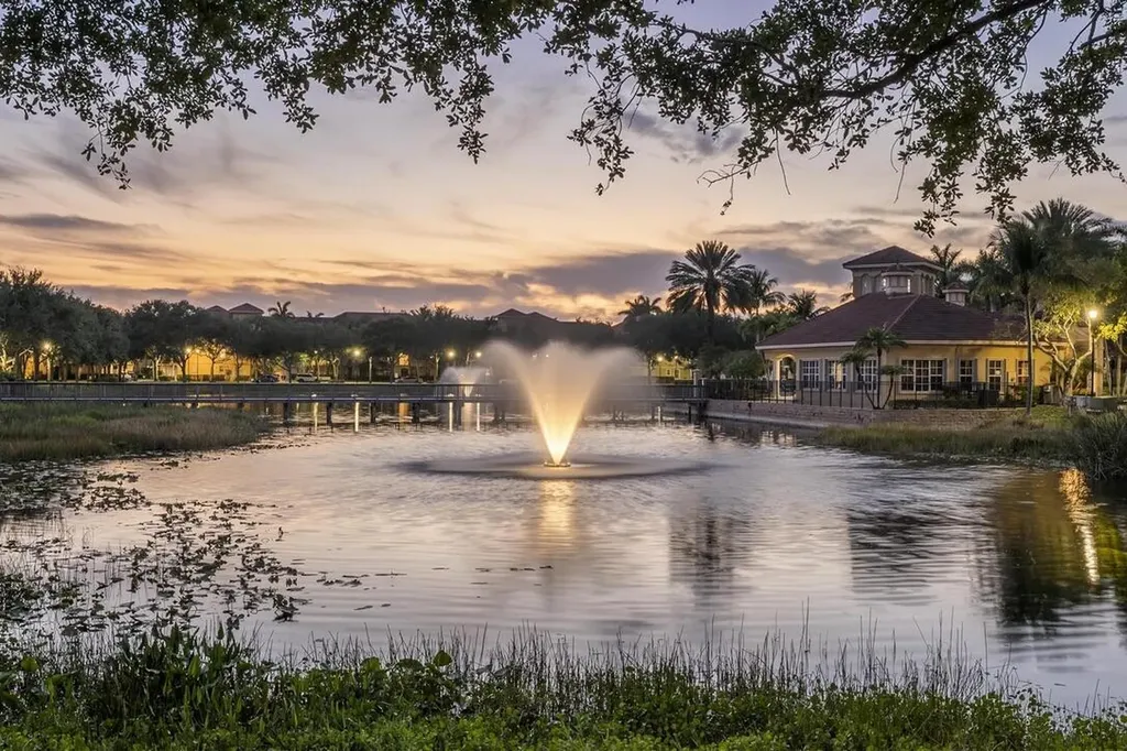 2305 Amalfi Way Palm Beach Gardens FL 33410