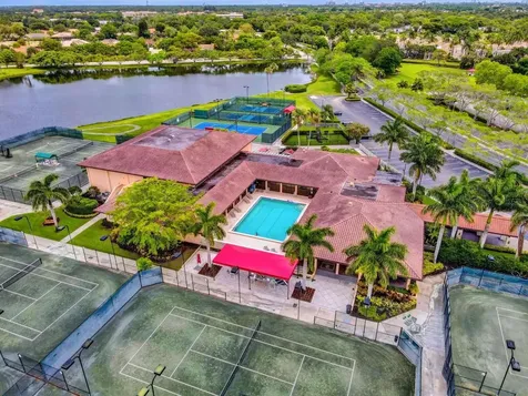 18 Selby Lane Palm Beach Gardens FL 33418