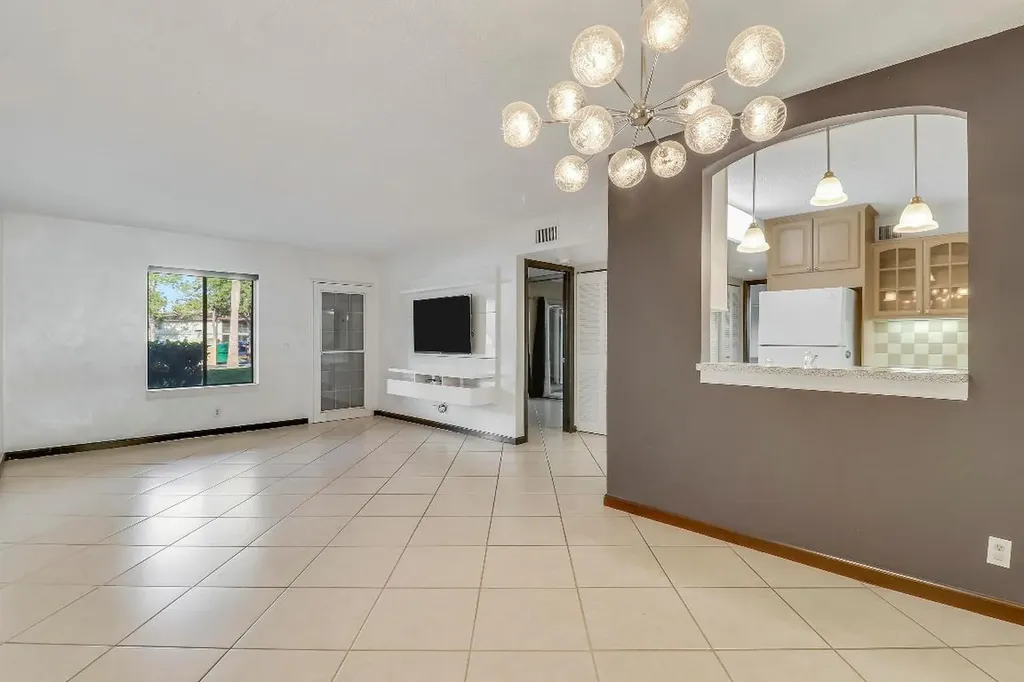 6370 Chasewood Drive Jupiter FL 33458
