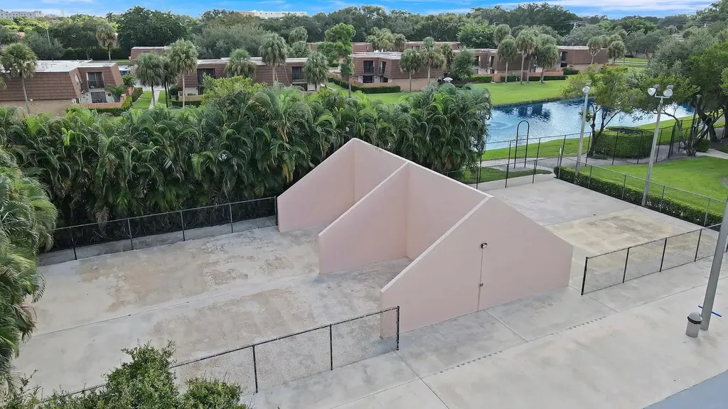 2404 24th Way West Palm Beach FL 33407