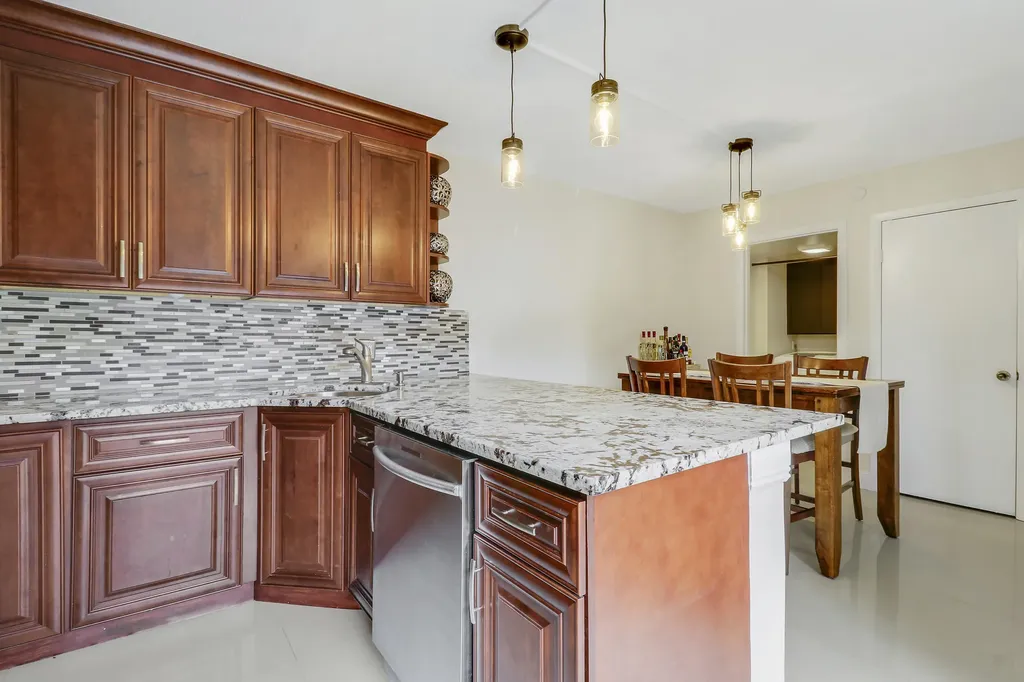 2404 24th Way West Palm Beach FL 33407