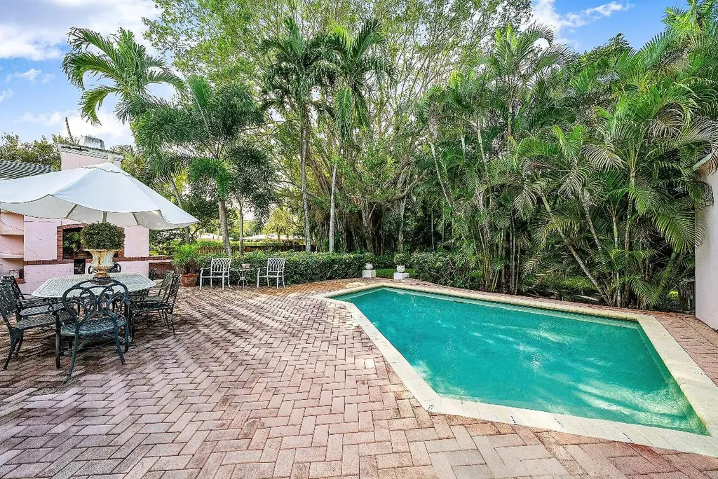 1202 N Swinton Avenue Delray Beach FL 33444