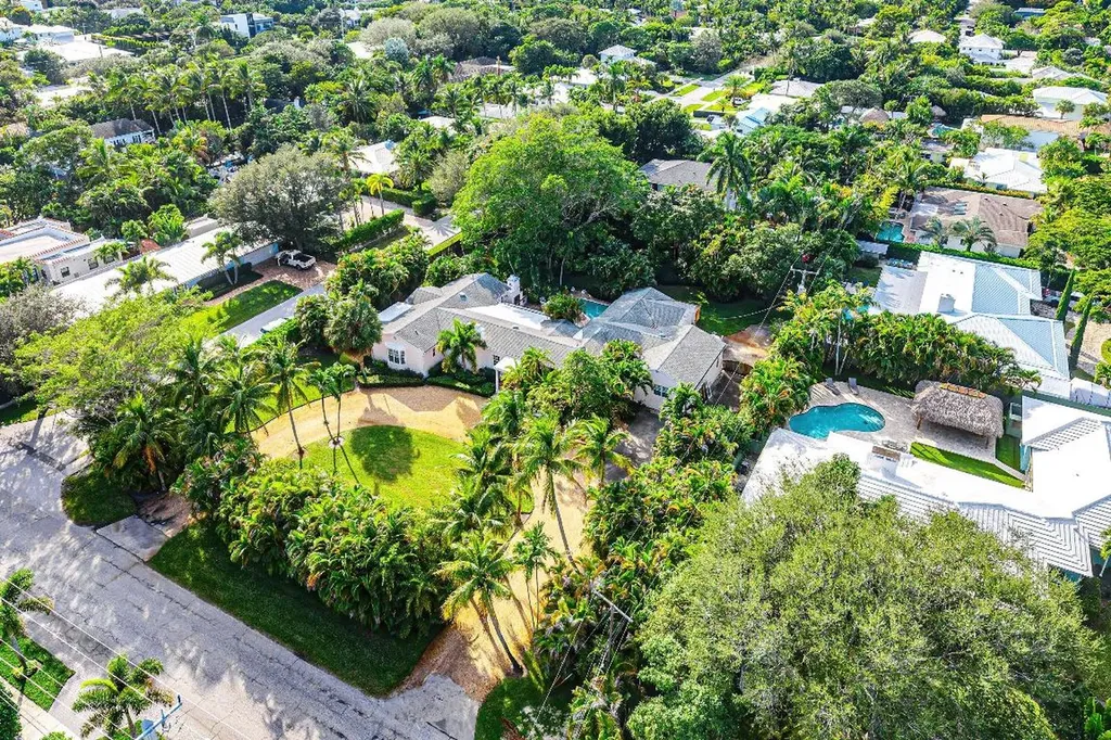 1202 N Swinton Avenue Delray Beach FL 33444