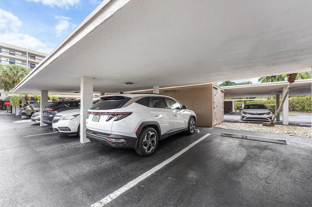 6662 Boca Del Mar Drive Boca Raton FL 33433