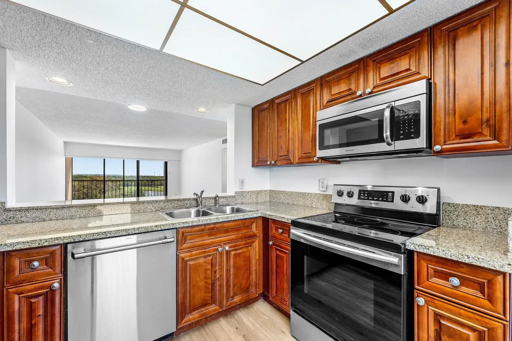 6662 Boca Del Mar Drive Boca Raton FL 33433