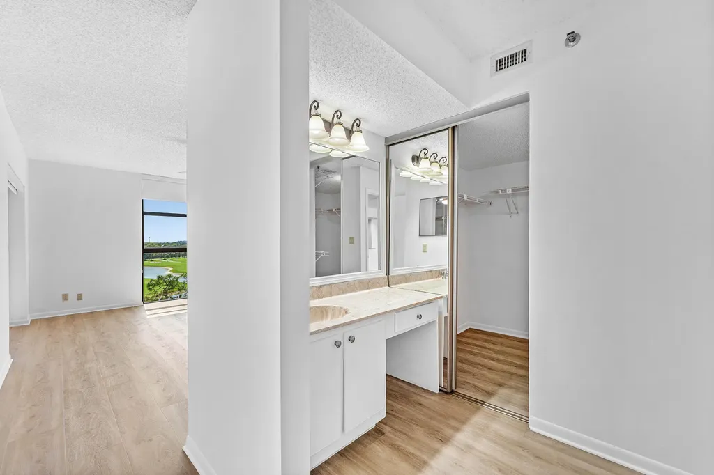6662 Boca Del Mar Drive Boca Raton FL 33433