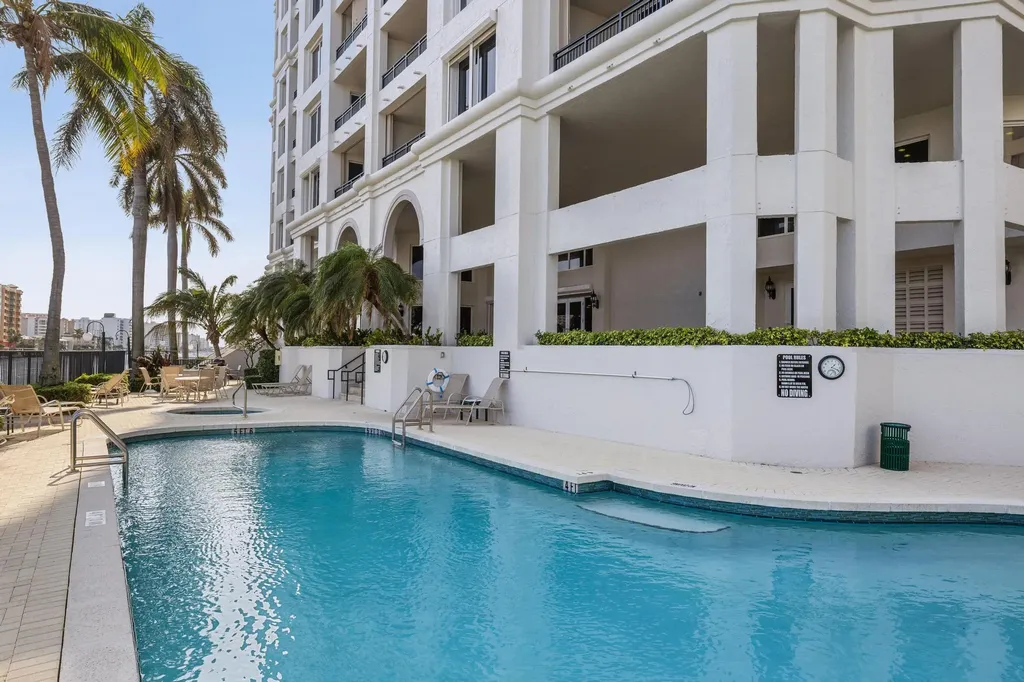 2880 NE 14th Street Causeway Pompano Beach FL 33062