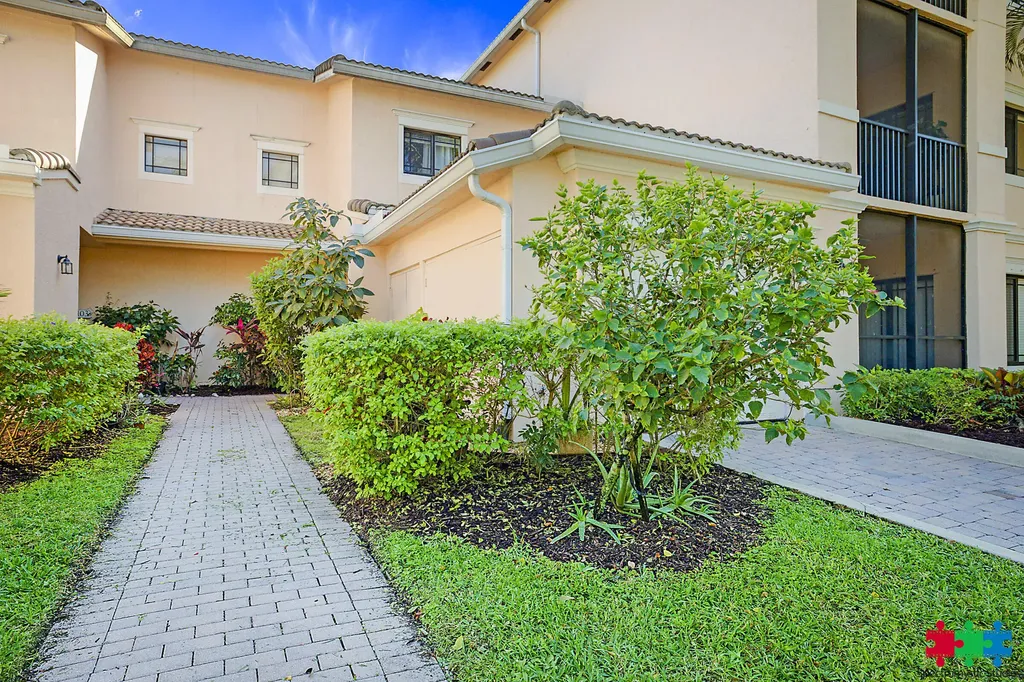 2916 Tuscany Court Palm Beach Gardens FL 33410