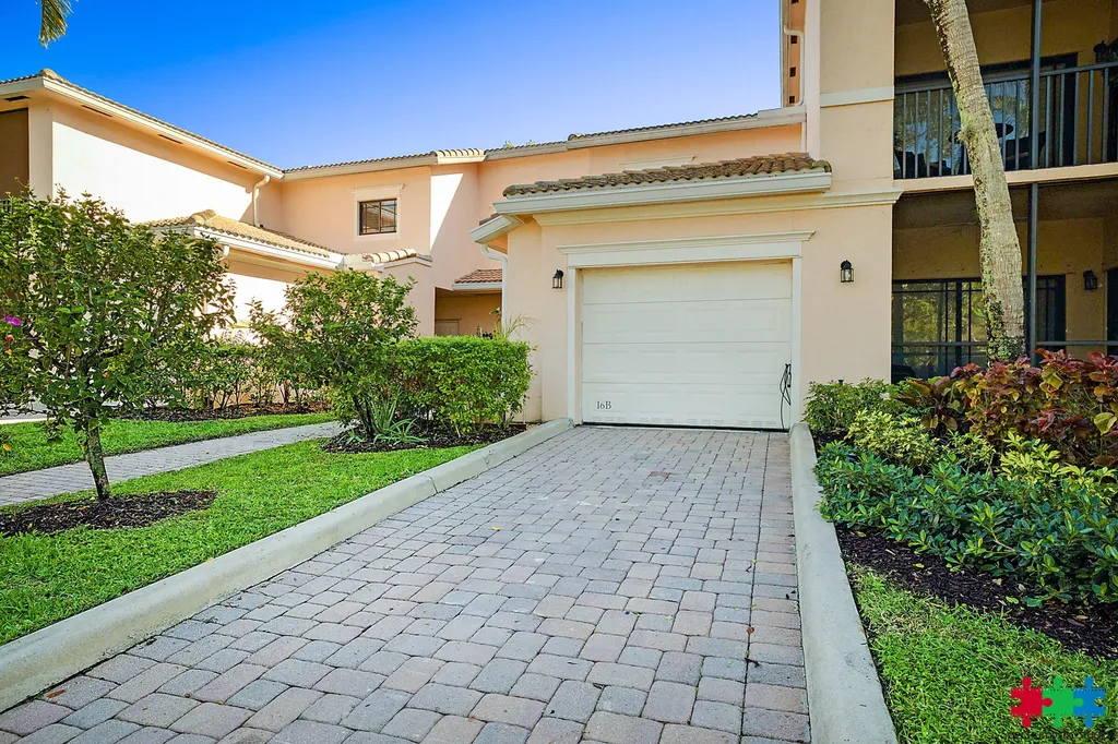 2916 Tuscany Court Palm Beach Gardens FL 33410