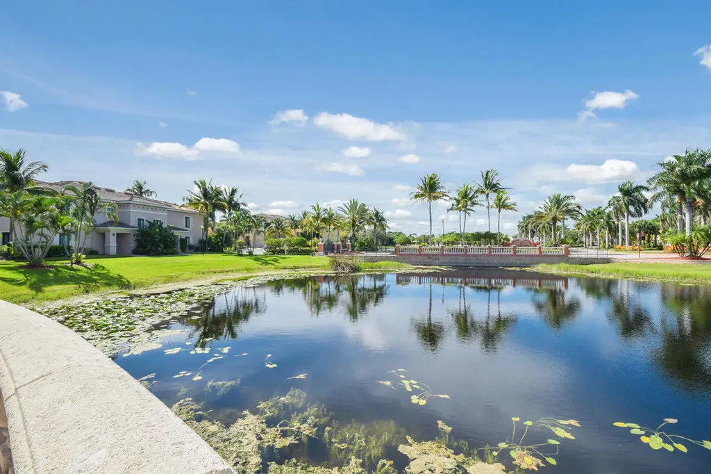 2916 Tuscany Court Palm Beach Gardens FL 33410
